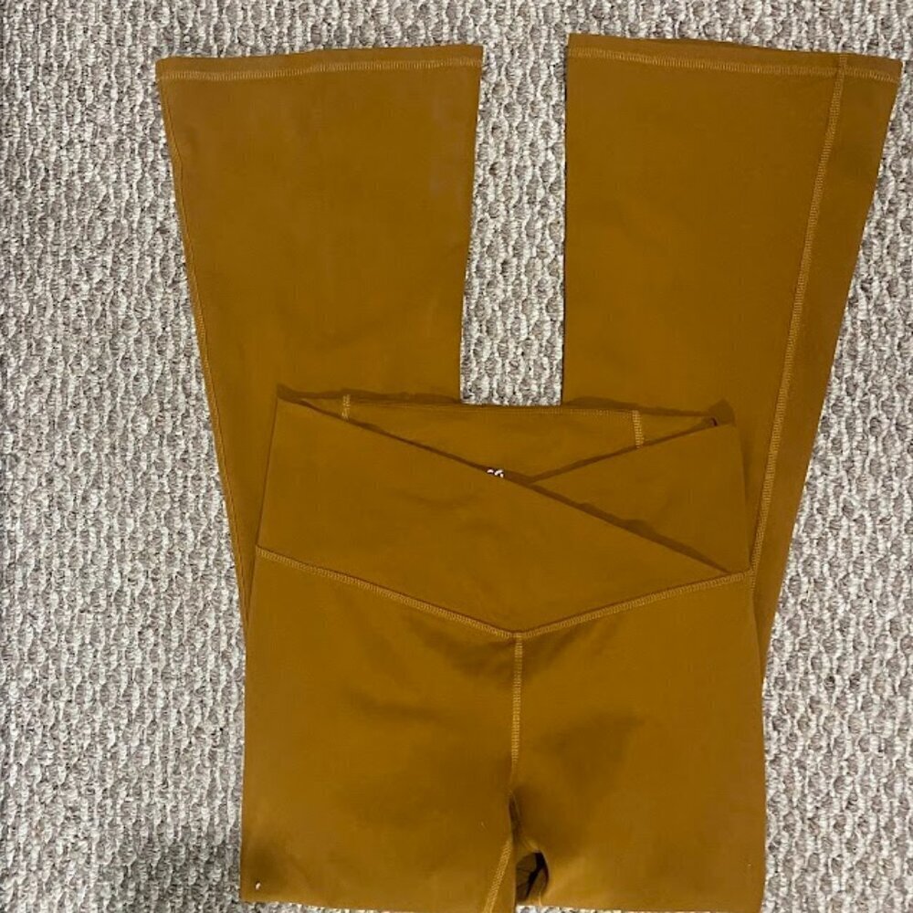 DSG Crossover Flare Leggings